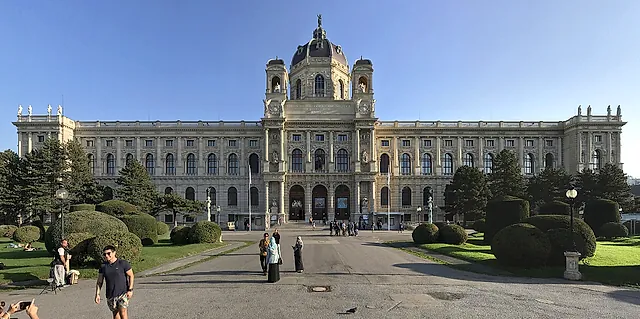 The front of the Kunsthistorisches Museum in warm afternoon light